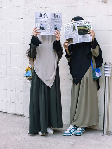 Padu padan abaya dan cadar yang bisa jadi inspirasi dari brand MOYA by Herfiza.