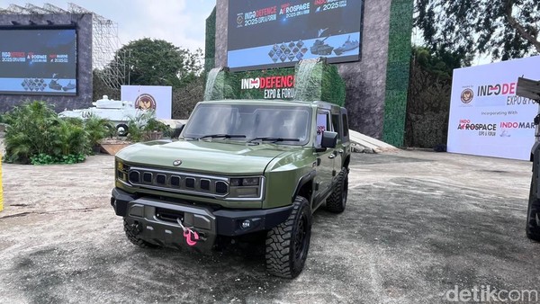 Ini Pandu, Mobil Taktis Listrik Buatan Anak Bangsa yang Diluncurkan Prabowo