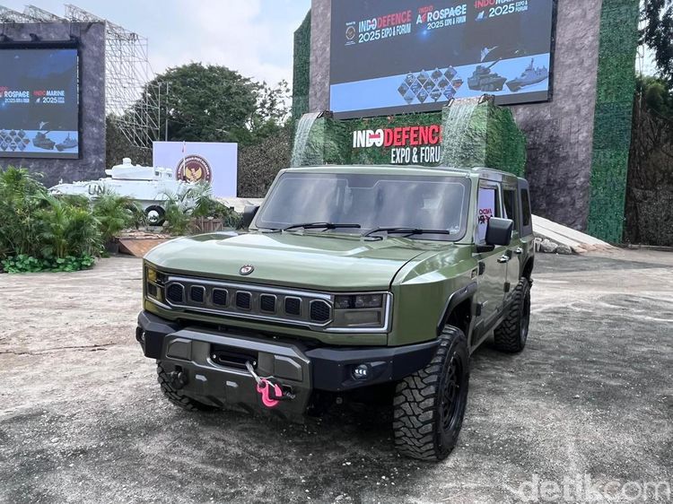Ini Pandu, Mobil Taktis Listrik Buatan Anak Bangsa yang Diluncurkan Prabowo