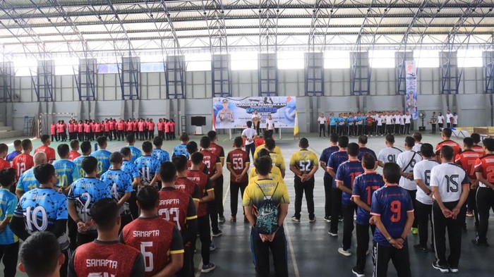 Pembukaan kompetisi voli piala Kapolres Bojonegoro