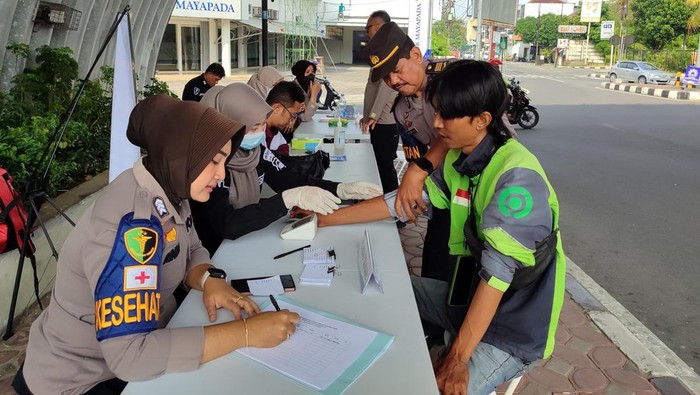 Pelayanan kesehatan gratis Polda Jateng untuk pengemudi ojol