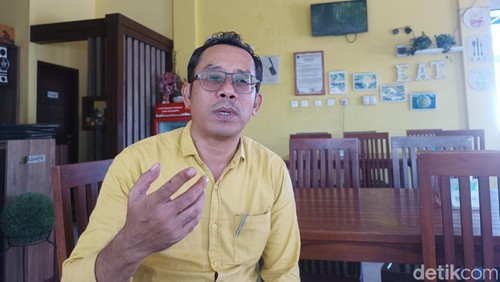 Kuasa hukum orang tua pengantin anak yang viral, Muhanan, saat ditemui detikBali, Rabu (11/6/2025). Foto: (Edi Suryansyah/detikBali)