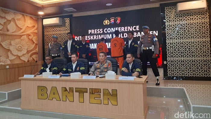 Polda Banten menetapkan dua tersangka baru kasus Kadin Cilegon minta proyek Rp 5 T.