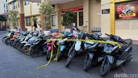 Foto: Polresta Bogor Kota menangkap tiga anggota komplotan pencuri motor dan menembak salah satunya karena berusaha kabur saat disergap (dok Istimewa)