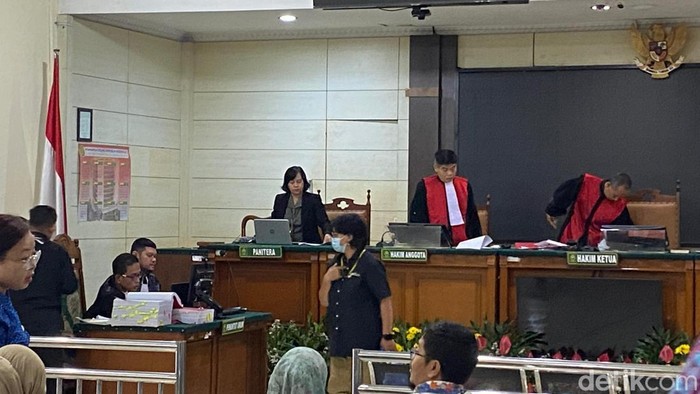 Suasana sidang pemeriksaan saksi kasus perundungan PPDS Undip, di Pengadilan Negeri (PN) Semarang, Kecamatan Semarang Barat, Rabu (11/6/2025).