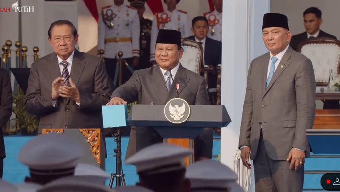 Presiden Prabowo Subianto meresmikan Kampus Bhinneka Tunggal Ika Universitas Pertahanan (Unhan). (YouTube Setpres)