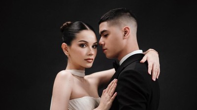 8 Foto Prewedding Alyssa Daguise & Al Ghazali, Elegan Berbusana Hitam-Putih