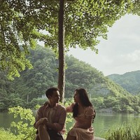 Prilly dan Omara memang kerap travelling bersama. Hal itu terlihat dari unggahan-unggahan mereka di Instagram. Sebelum ke Korea, keduanya sempat liburan bersama ke Kamboja, Thailand, dan Singapura. Foto: Instagram/@prillylatuconsina96
