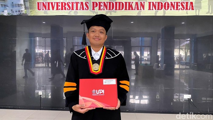 Rahadian Sakti Pradana lulusan S2 UPI