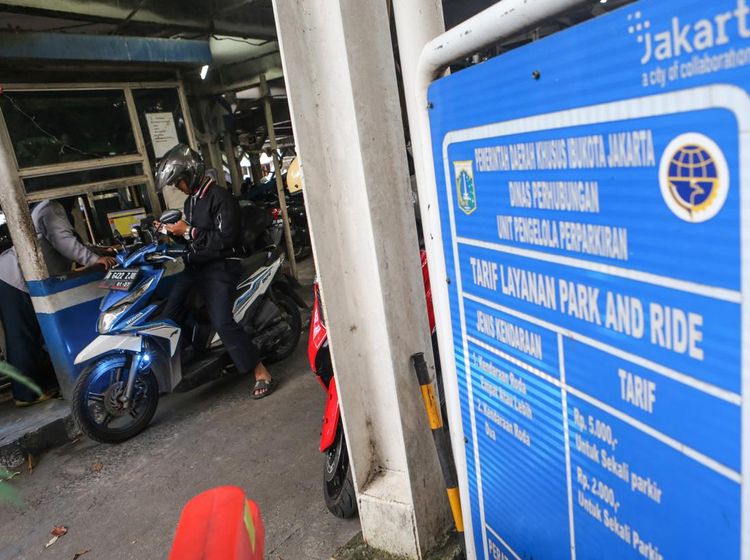 Rencana Kenaikan Tarif Parkir di Jakarta