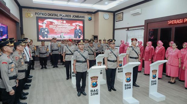 Rotasi jabatan perwira di Polres Jombang.
