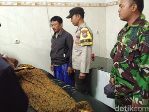 Pemicu Pria Jember Bacok Juragan, Ayah Kandung-Istri Berujung 2 Tewas
