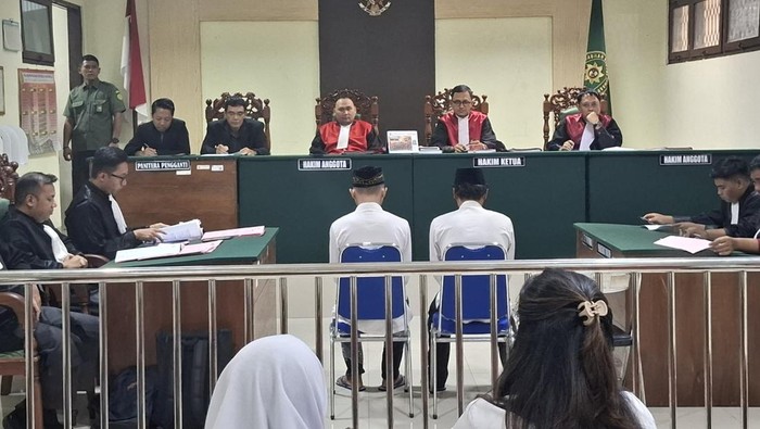Sidang putusan terdakwa Aris dan Yanto di PN Jombang