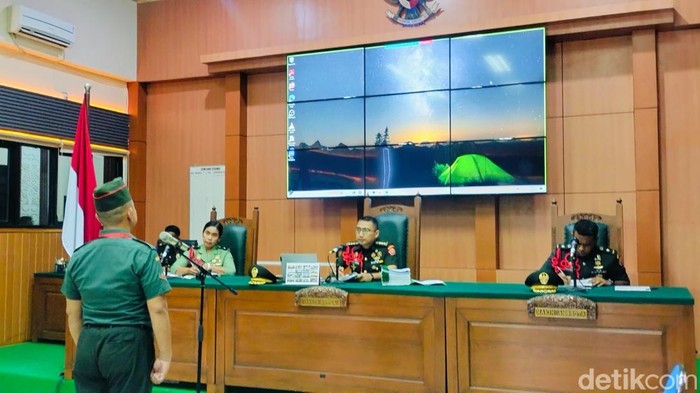 Terdakwa Kopda Basarsyah menjalani sidang