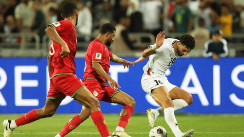 Soccer Football - World Cup - AFC Qualifiers - Group B - Palestine v Oman - King Abdullah II Stadium, Amman, Jordan - June 10, 2025 Palestines Wessam Ali in action REUTERS/Alaa Al Sukhni