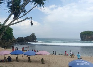 Namanya Berbau Korea tapi Lokasinya di Gunungkidul, Inilah Pantai Jungwok
