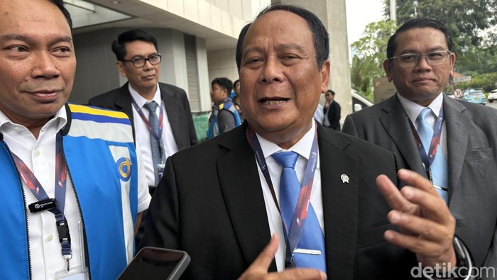 Wakil Menteri Perhubungan Suntana