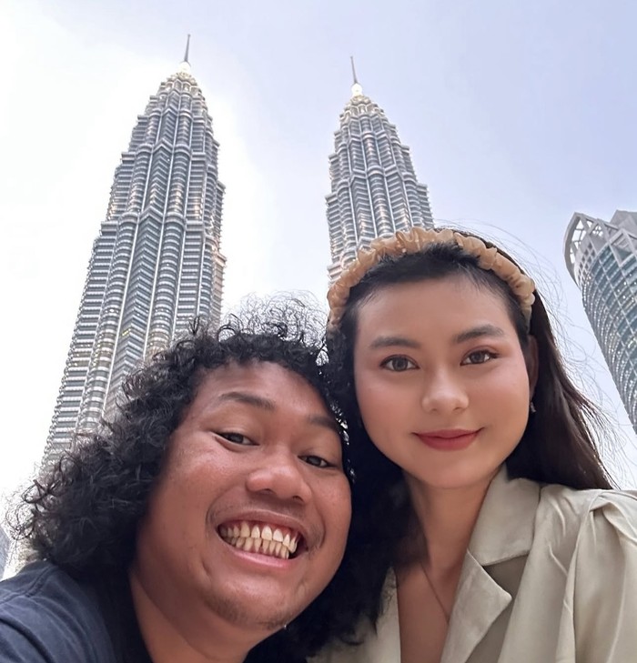 10 Momen Casen, Istri Marshel Widianto Saat Makan Steak dan Gelato 10 Momen Casen, Istri Marshel Widianto Saat Makan Steak dan Gelato