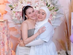 6 Gaya Ayu Ting Ting di Ultah Syifa Adiknya, Pilihan Busana Jadi Sorotan