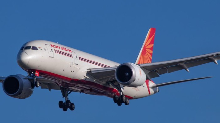 Air India Boeing 787 Dreamliner aircraft as seen on final approach flying for landing at London Heathrow International Airport LHR EGLL in England, United Kingdom on March 19, 2020. The modern and advanced B787-8 airplane has the registration VT-ANM and is powered by 2x GEnx-1B jet engines. AirIndia AI AIC is the flag carrier of India with headquarters at New Delhi and main hub at Delhi Indira Gandhi DEL airport, the airline is government-owned and member of Star Alliance aviation team. On August 7, 2020 an Air India subsidiary, Air India Express flight no AXB1344 had an accident skidded the runway during landing at Karipur Airport, Kozhikode Airport CCJ in India with at least 191 people on board and 2 fatalities. (Photo by Nicolas Economou/NurPhoto via Getty Images)