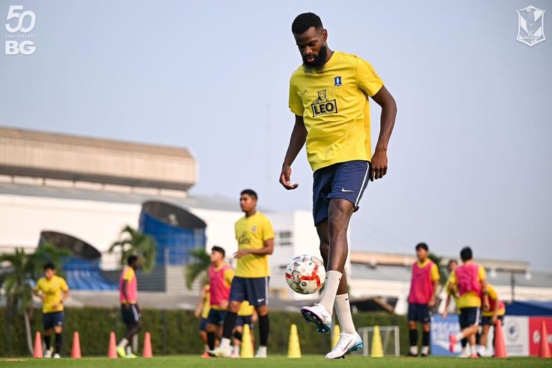 Christian Gomis.