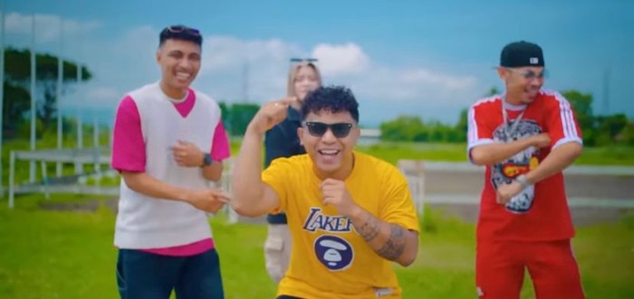 Cuplikan MV Lagu Tabola Bale Cuplikan MV Lagu Tabola Bale