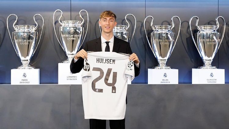 Laris Manis Bek Bournemouth: Dibeli PSG, Madrid, Liverpool