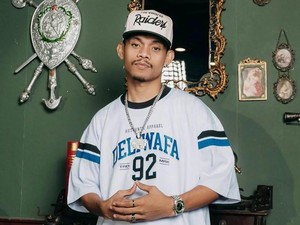 Lirik Lagu Putar-Putar oleh Jacson Zeran feat Juan Reza Lengkap Artinya
