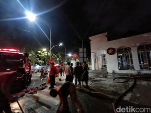 Kebakaran Pizza Hut Diduga dari Dapur di Lantai 2, Tak Ada Korban Jiwa