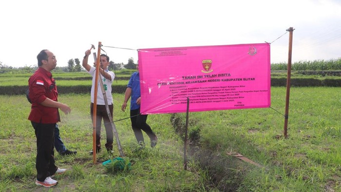Kejari menyita aset tersangka korupsi pembangunan Dam Kali Bentak Blitar