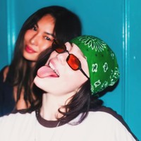 Lucy yang mengaku biseksual tampaknya tidak perlu lagi merasa harus membuktikan diri. Menurut wanita yang juga influencer itu, status miliuner tidak harus dengan memakai jam Patek Philippe atau menenteng Hermes Birkin yang sering dilakukan orang yang merasa ‘insecure’. Foto: Instagram @guoforit