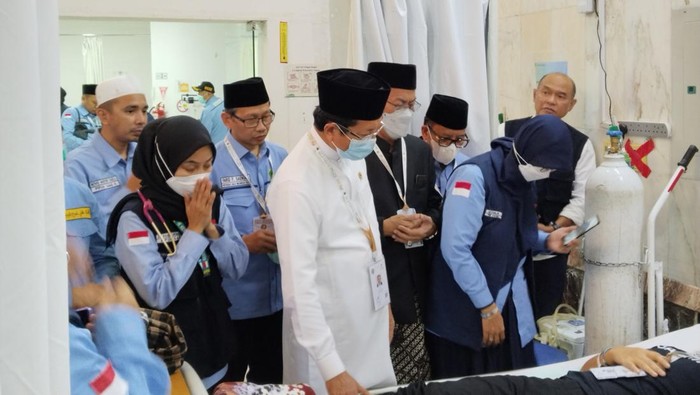 Menag jenguk jemaah haji dirawat di KKIH Makkah