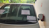 Mobil Rafael Alun tertulis harga limit Rp 17.917.000 dan laku terjual Rp 123.917.000. Mobil Rafael laku terjual setelah tiga kali diikuti lelang. Pada lelang sebelumnya, mobil itu laku, namun pemenang lelang tidak melunasi pembayaran.