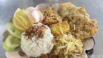 Nasi Uduk Betawi Enak Racikan Koko Cici, Harganya Mulai Rp 18 Ribu