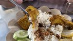 Nasi Uduk Betawi Enak Racikan Koko Cici, Harganya Mulai Rp 18 Ribu