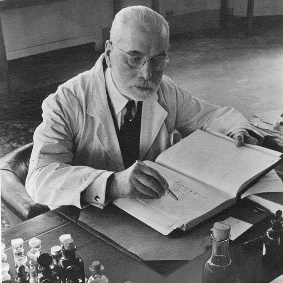 Parfum Shalimar Favorit Bung Karno Parfum Shalimar Favorit Bung Karno