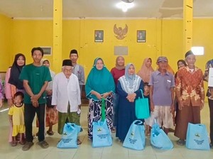 Upaya Pemprov Jateng Tangani Korban Banjir Rob Demak