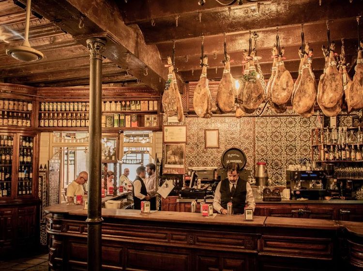 Penampakan 10 Restoran Legendaris di Dunia, Ada yang Berusia 355 Tahun!
