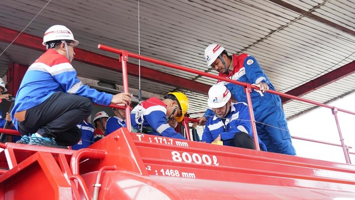 Pertamina dan  Anggota DPR RI Komisi XII, Dr. Syarif Fasha menggelar sidak di Jambi.