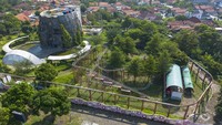 Warga berharap pemerintah segera mengambil langkah tegas agar aset tersebut tidak semakin rusak, dan bisa kembali memberi manfaat bagi masyarakat. ANTARA FOTO/Dedhez Anggara