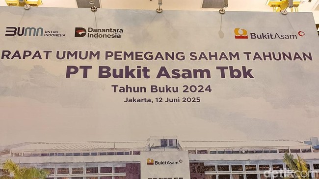 Nasib Buruk Hantam Batu Bara, Yakin Mau Beli PTBA?