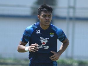 Rachmat Irianto dan Salam Perpisahannya yang Emosional