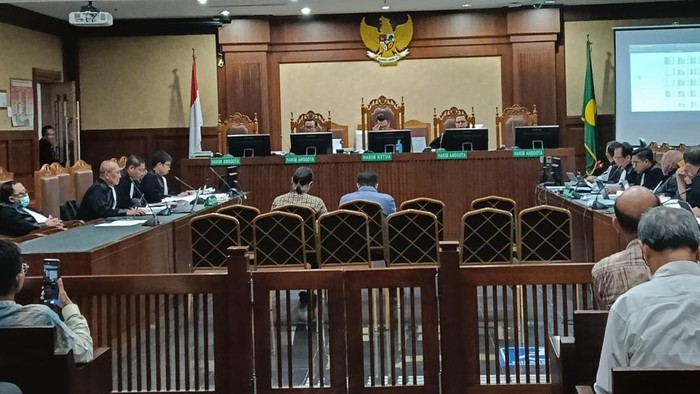 Sidang korupsi gula dengan terdakwa Tom Lembong di Pengadilan Tipikor, Jakpus, Kamis (12/6/2025).