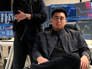 Timothy Ronald, Investor Muda dengan Misi Bangun 1.000 Sekolah