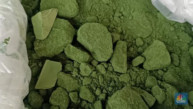 Area Tambang, Smelter Feronikel dan HPAL Harita Nikel di Obi, Halmahera Selatan, Jumat (13/6/2025). (CNBC Indonesia/Pratama Guitarra)