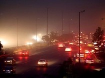 Serangan Hantam Teheran, Bandara di Iran Terbakar