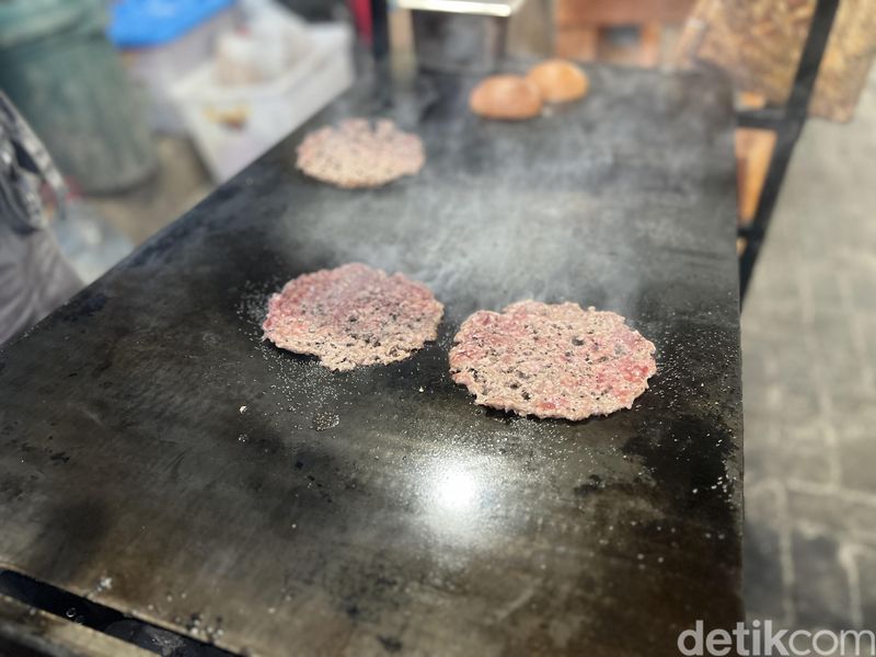 Bootleg Burger Gading Serpong