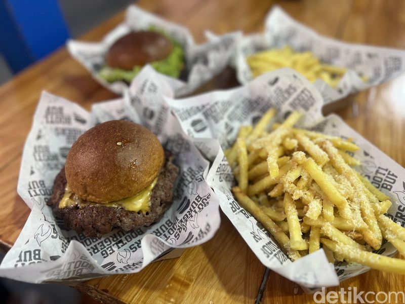 Bootleg Burger Gading Serpong