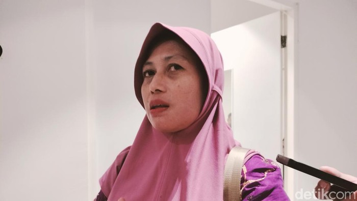 Dwi Susilowati, Guru SDN Dander II, Kecamatan Dander, Bojonegoro yang menjadi salah satu korban penipuan pungli PPPK.