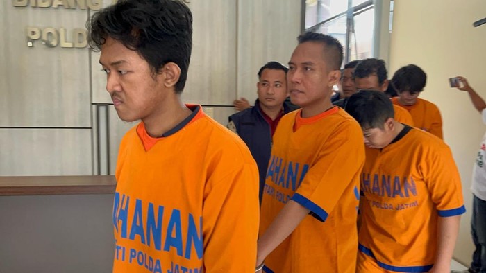 Polda Jatim ungkap kasus Grup Facebook Gay Tuban Lamongan Bojonegoro